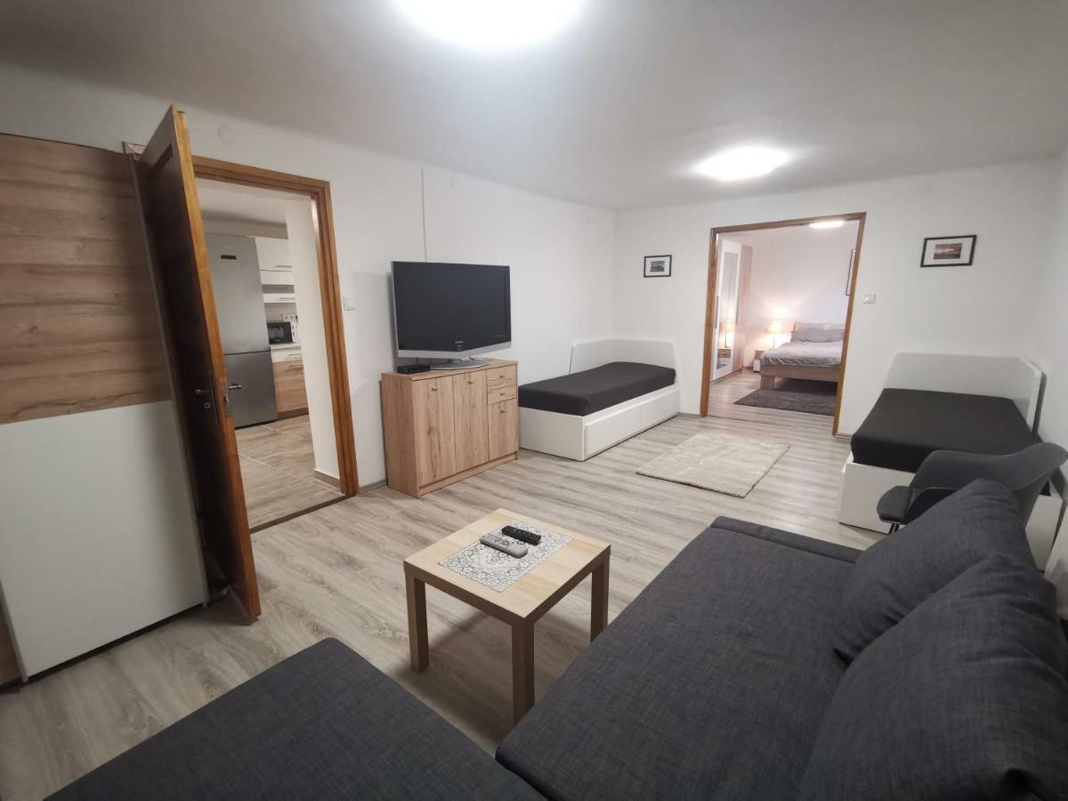 Szent Erzsebet Apartmanhaz Kecskemét Zewnętrze zdjęcie